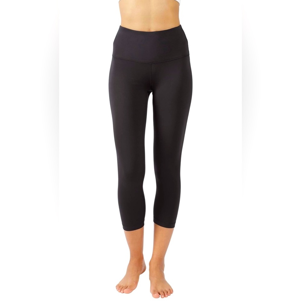 XL Yogalicious High Waist Ultra Soft Lightweight Capris - High Rise Yoga Pants